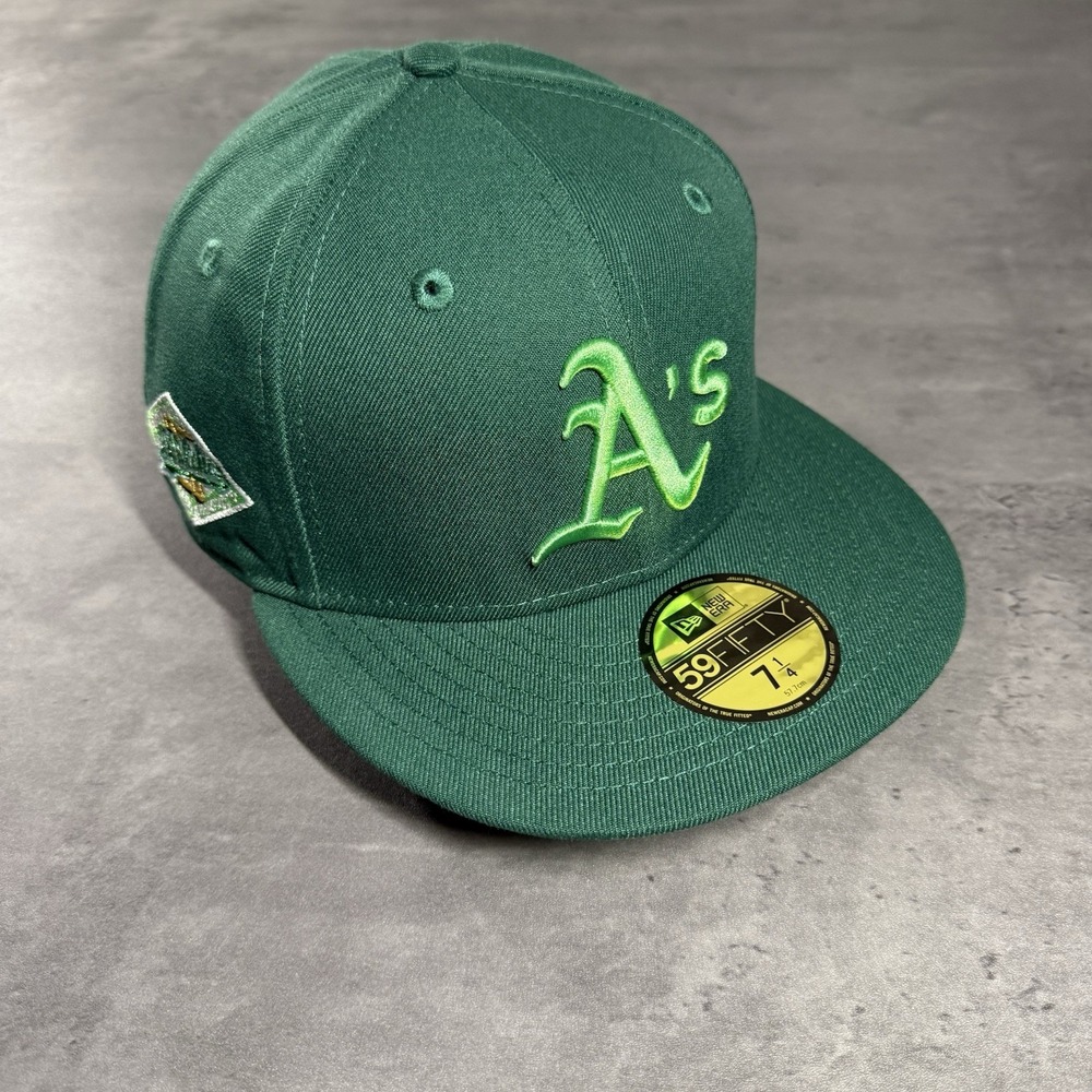 Hat Club Oakland Athletics A's New Era Cap 7 1/4 Dark Lime Green Side Patch Gold - Picture 1 of 7